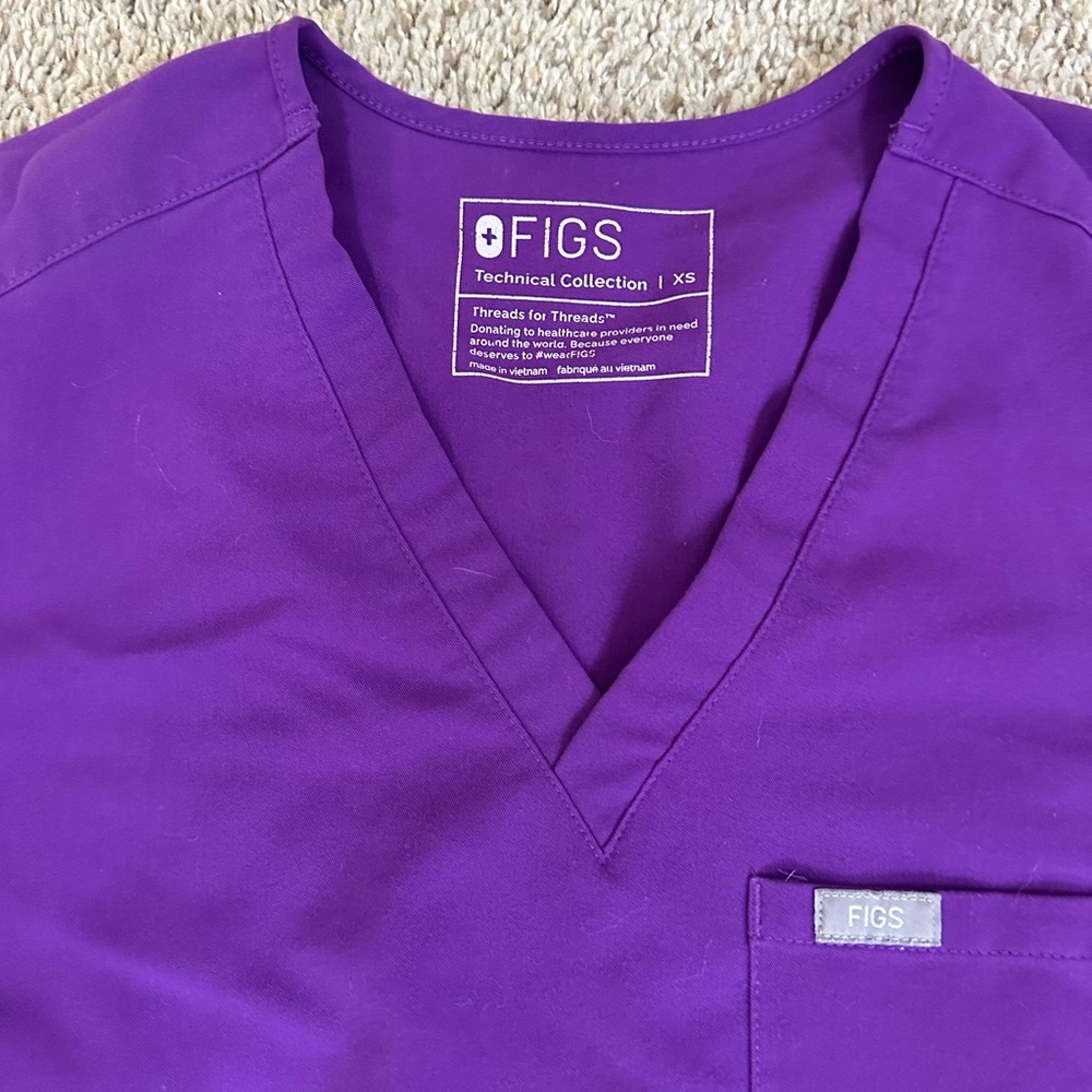 Figs scrubs